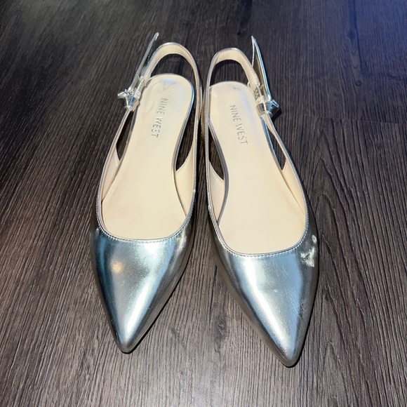 Nine West Gold Slingback Flats Size 8 - Picture 1 of 7